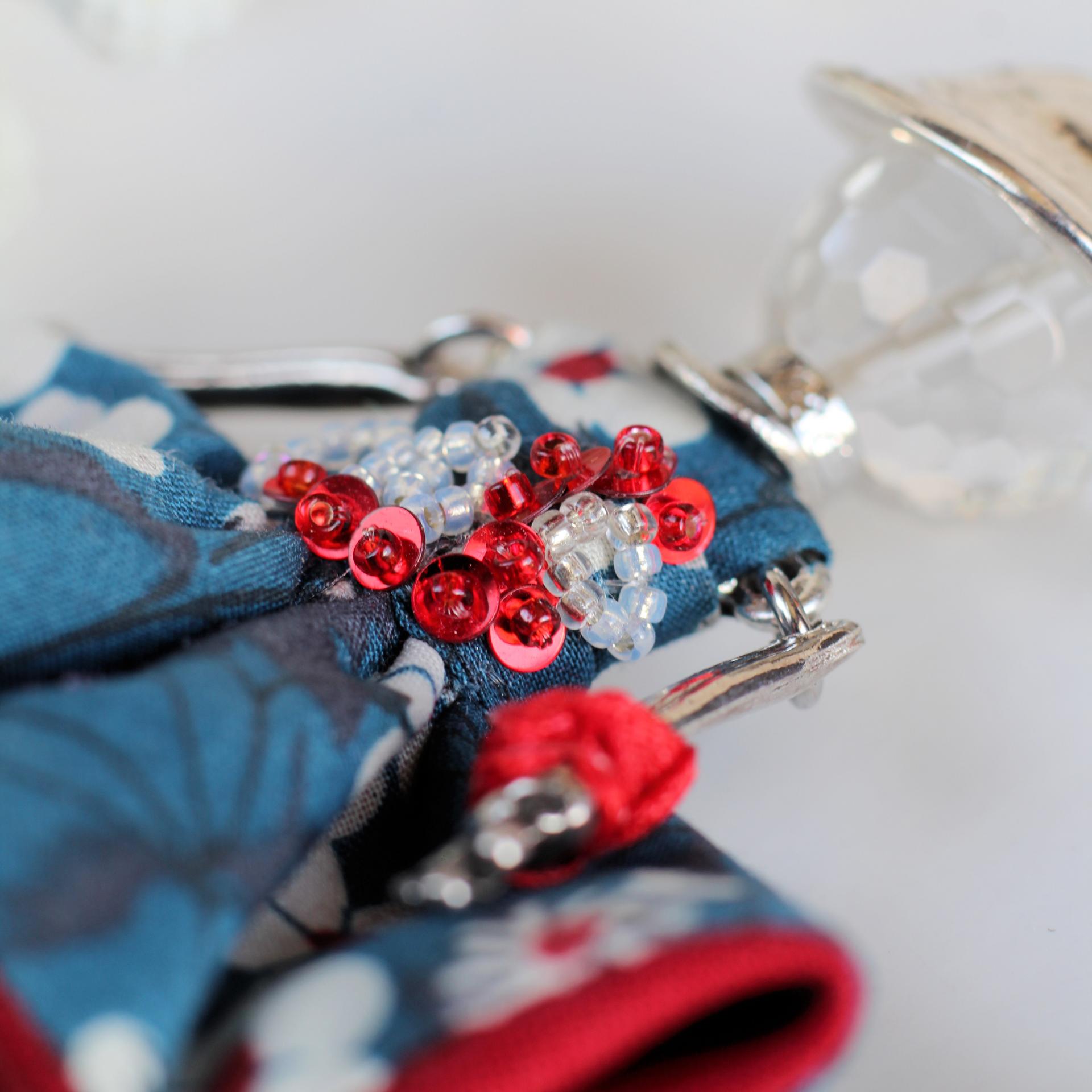 Création unique Murmures d’une charmeuse – cristal de roche pendentif