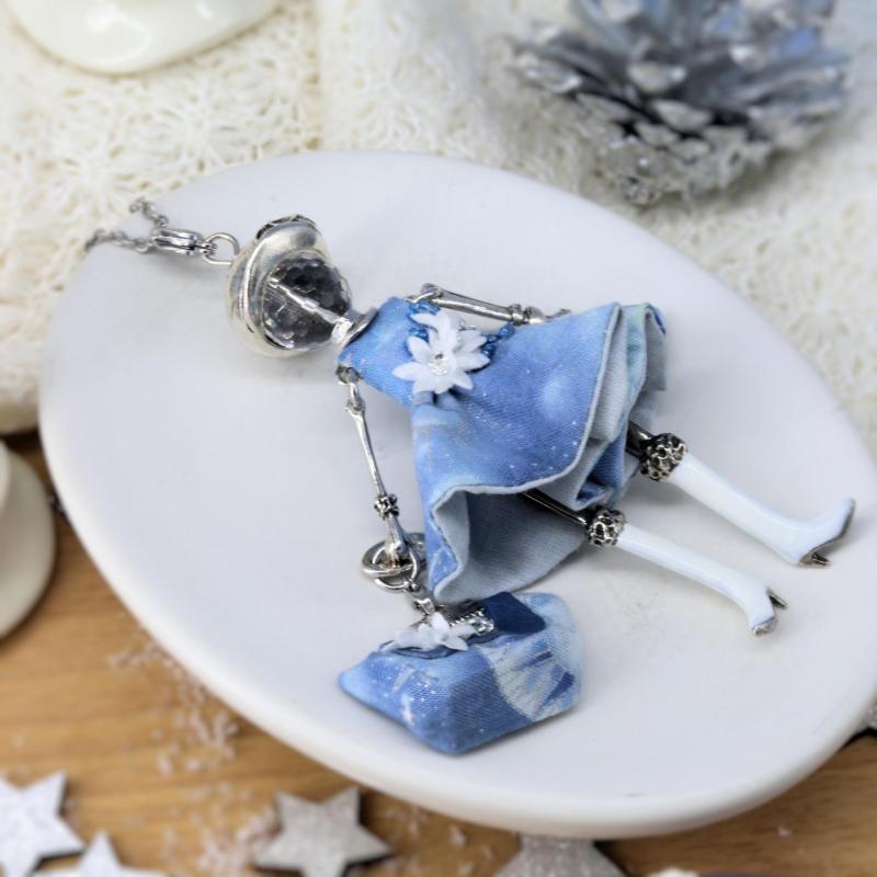 pendentif cristal de roche argenté pendentif poupée avec sac à main - Murmures d'une charmeuse