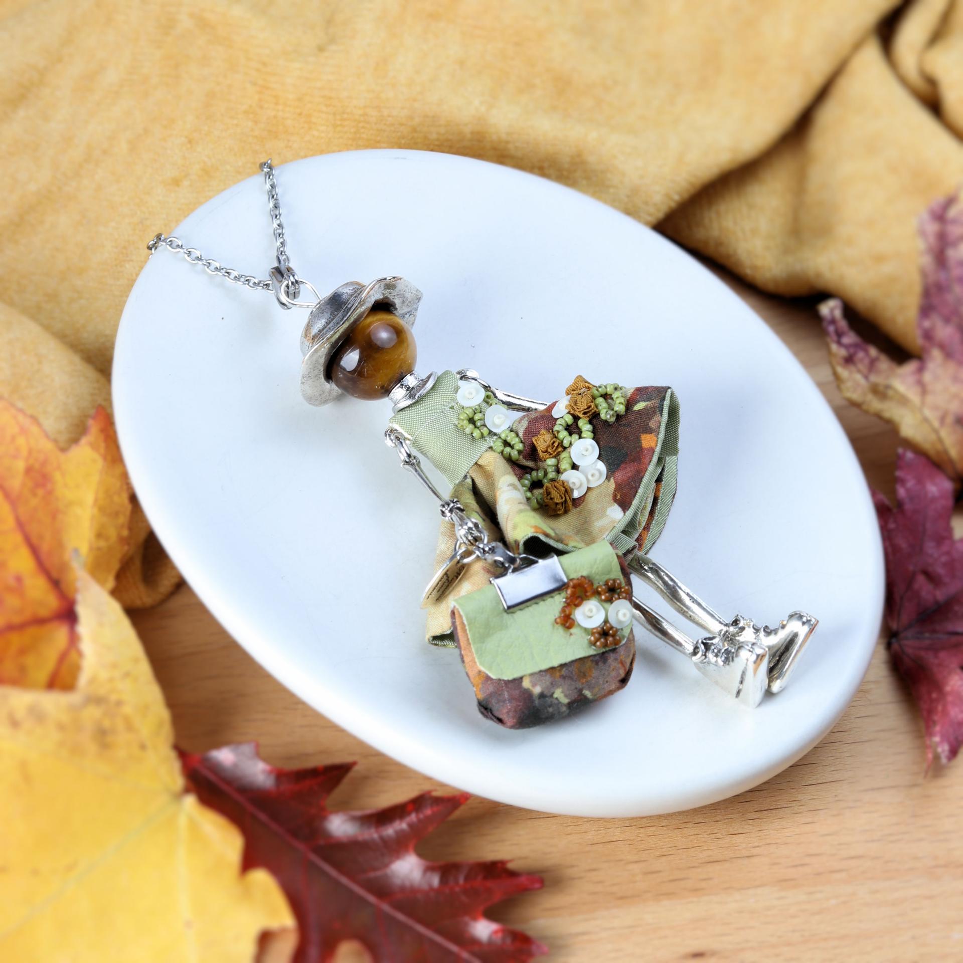 Pendentif œil de tigre femme avec chaîne en acier inoxydable de 70 cm