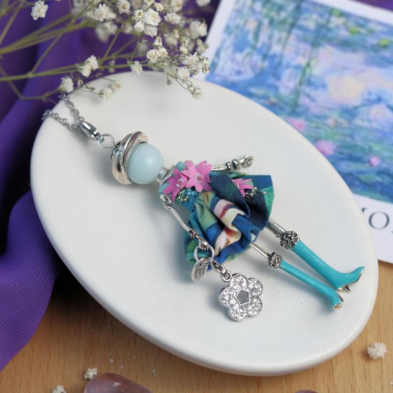Collier talisman et pendentif poupée femme original en pierre d'amazonite fait main-Murmures d'une charmeuse
