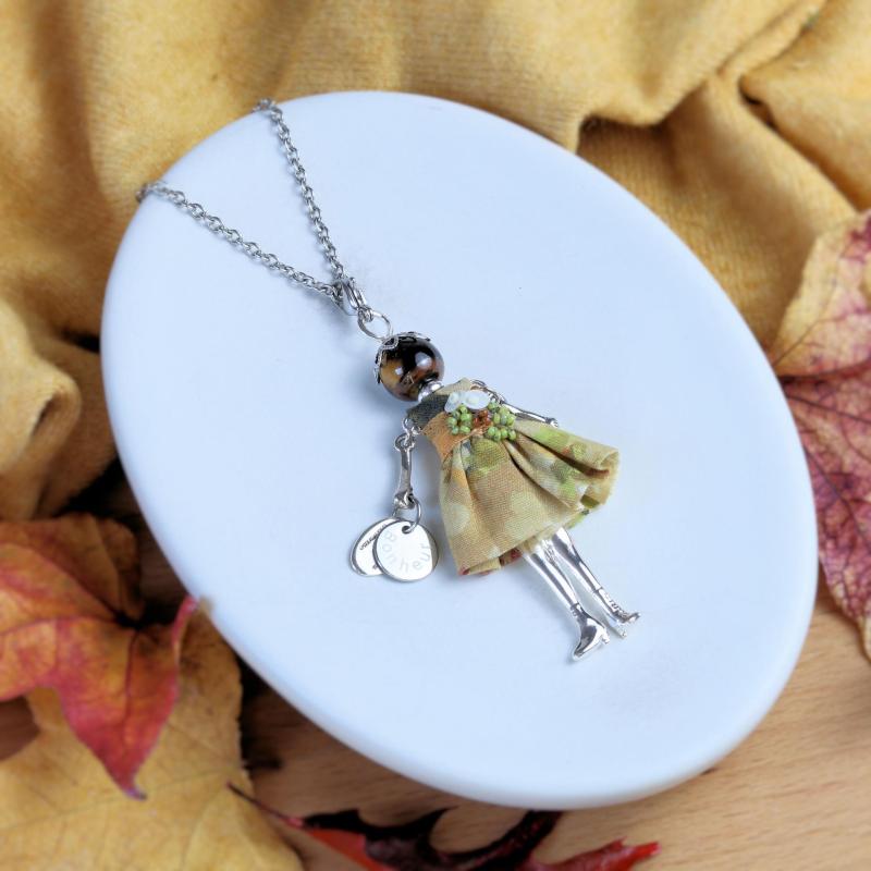 bijou de protection pendentif poupée femme unique